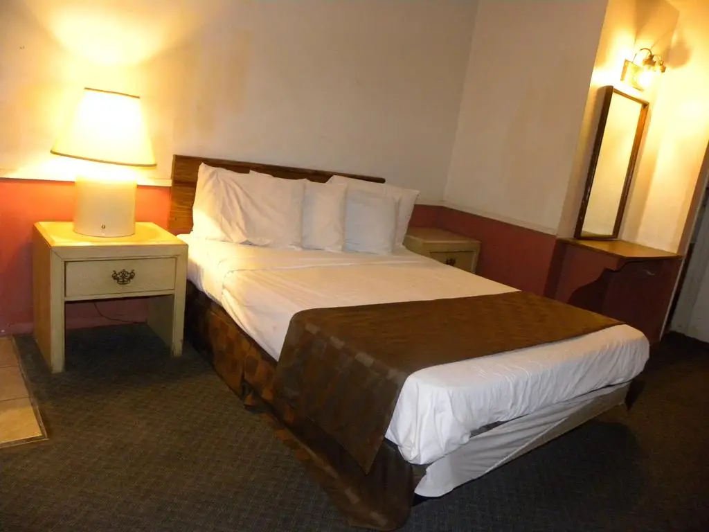 Best Motel 9